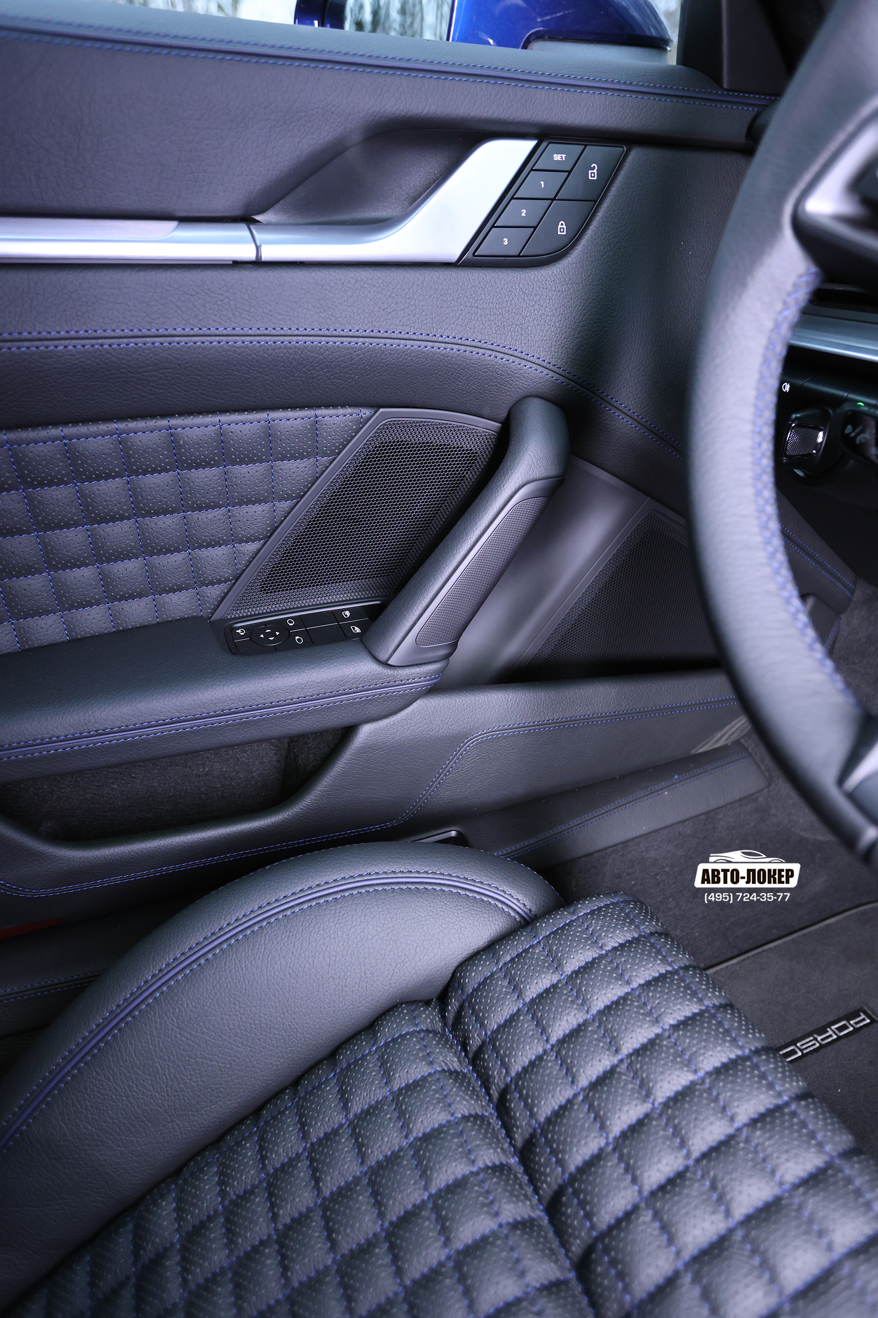 Перетяжка дверей кожей салона Porsche 911