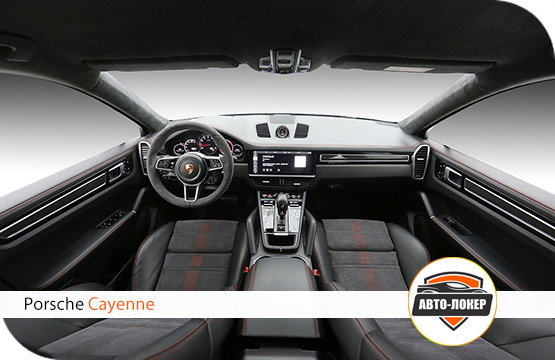Перетяжка салона Porsche Cayenne алькантарой