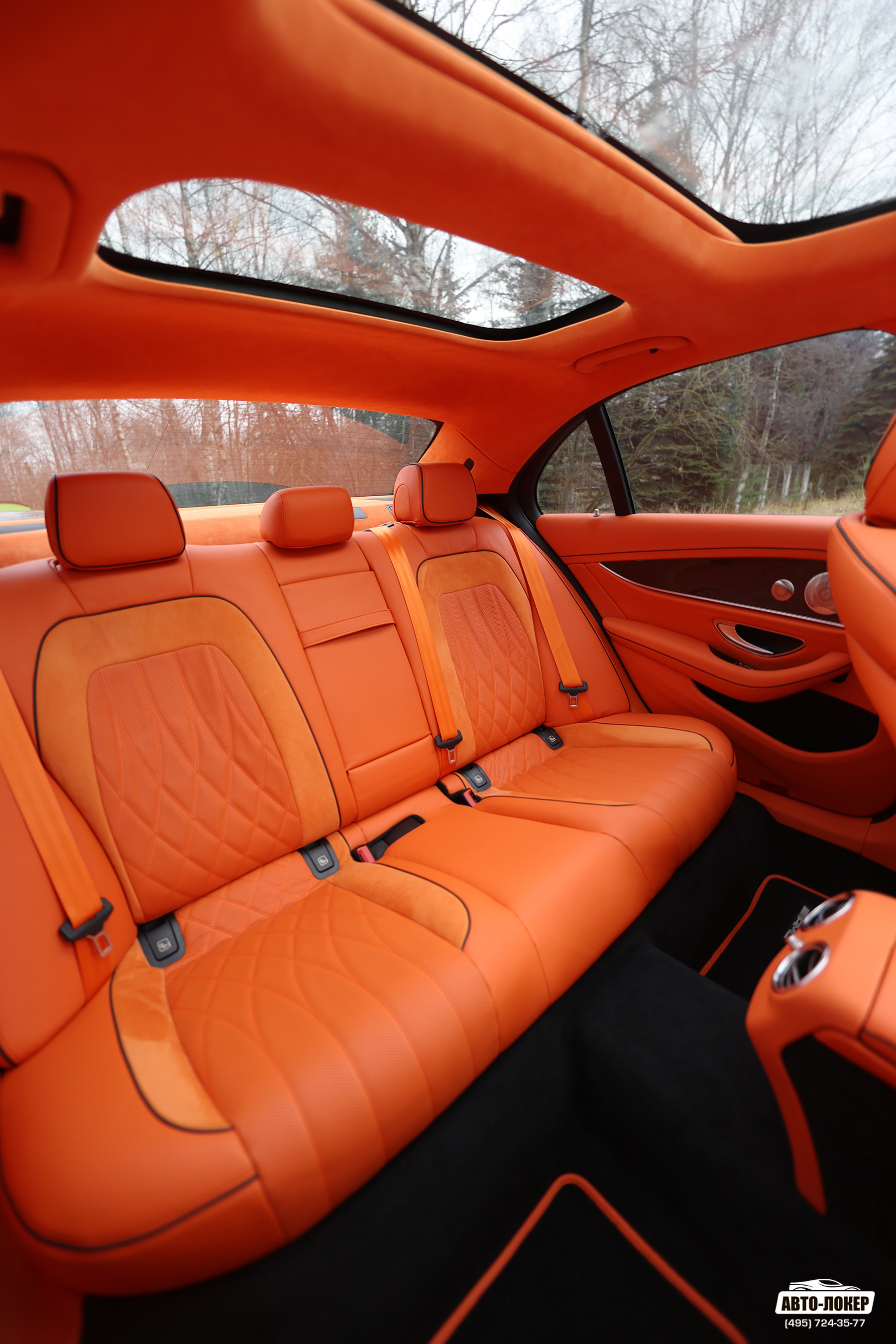Перетяжка задних сидений салона MB E63S (W213) оранжевой кожей