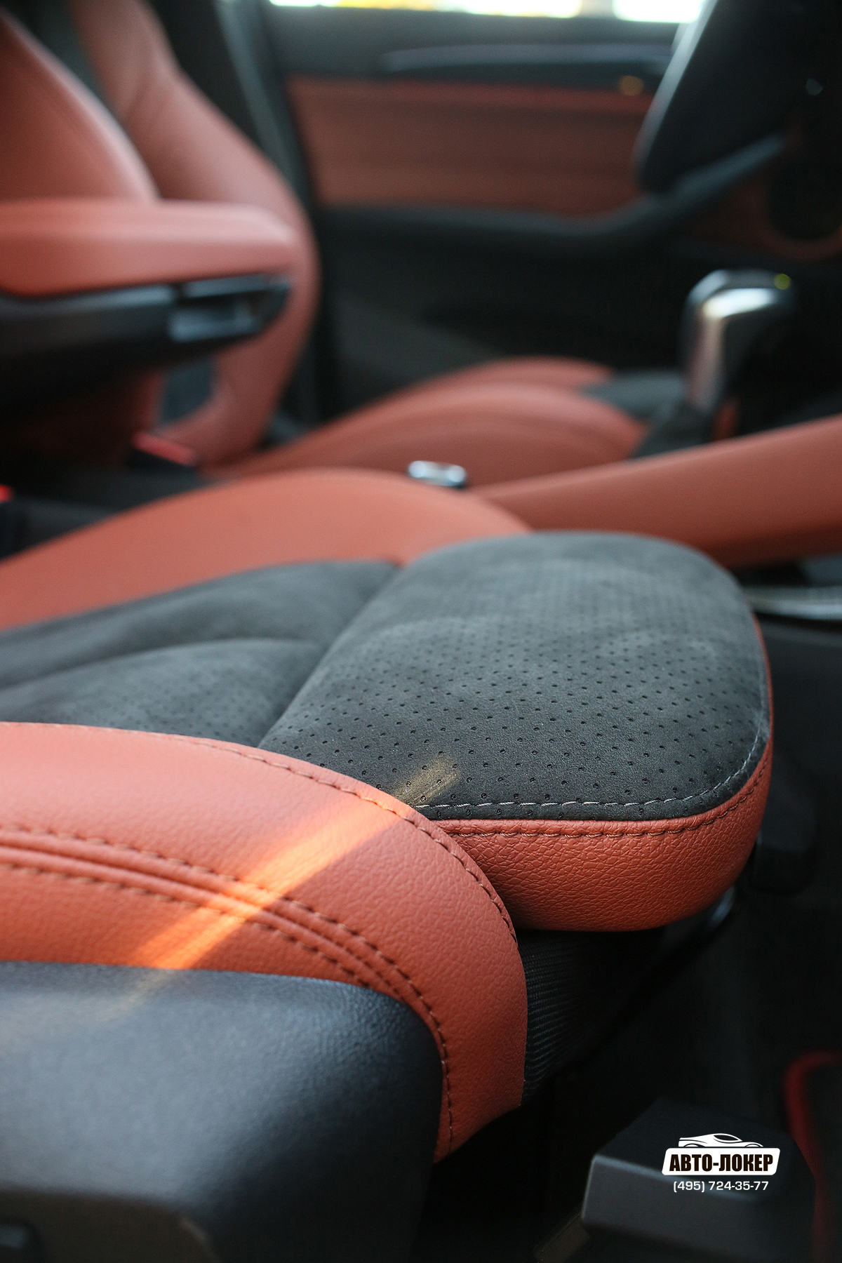 Перетяжка салона кожей BMW X1