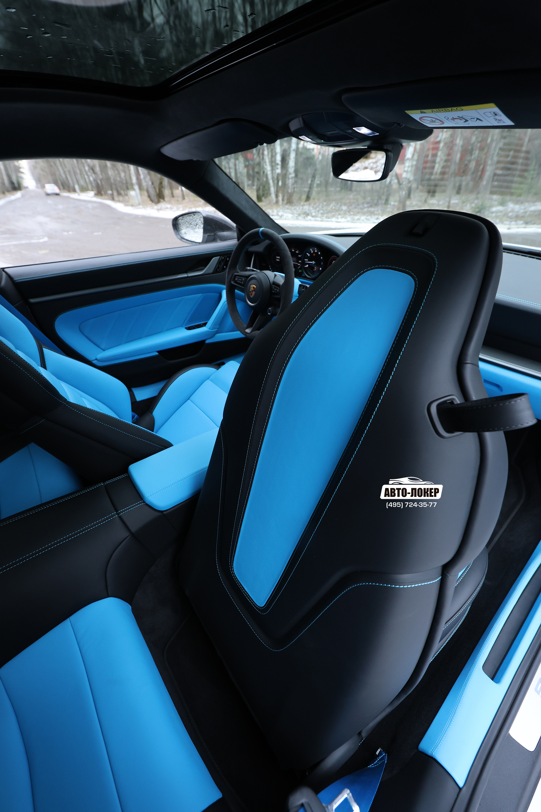 Перетяжка задников сидений  кожей салона Porsche 911
