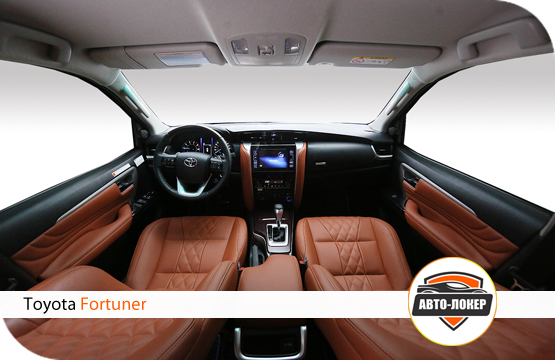 Перетяжка салона кожей Toyota Fortuner